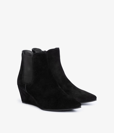 olie / black velour