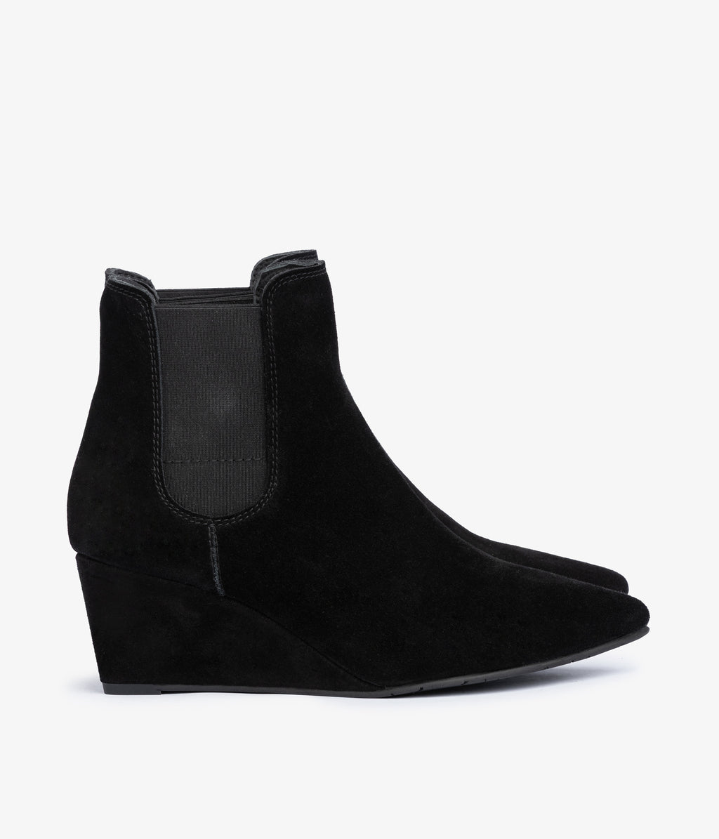 olie / black velour