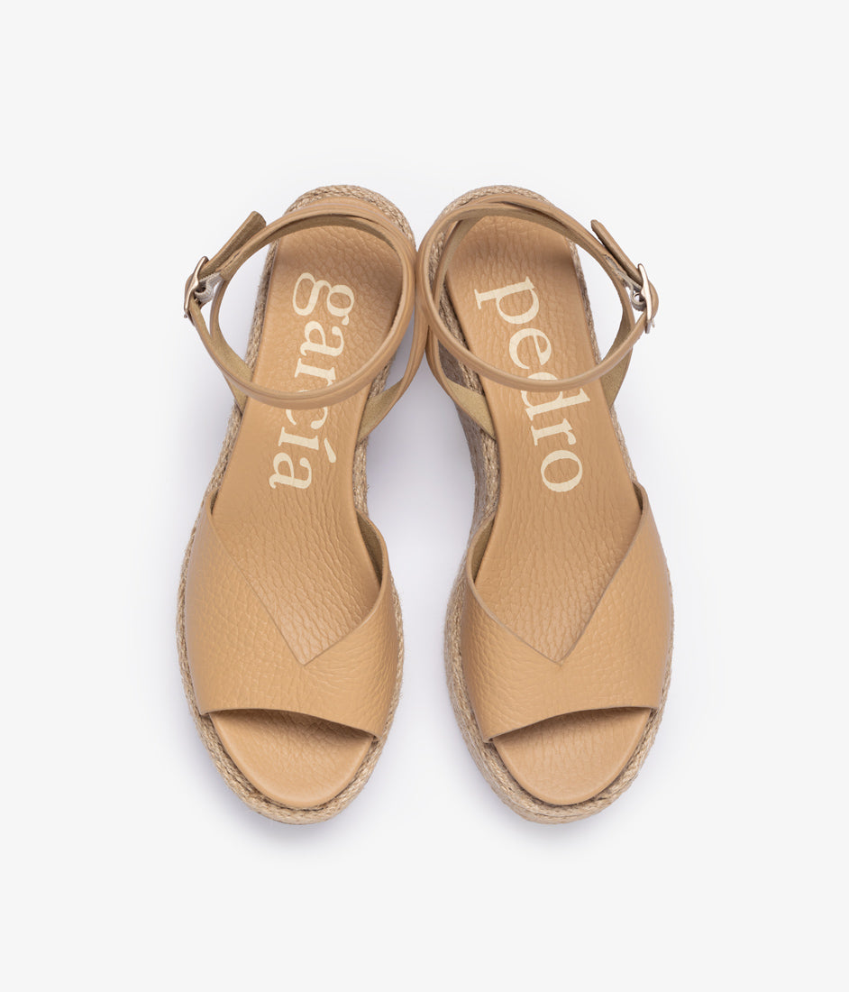 nereida / camel cervo