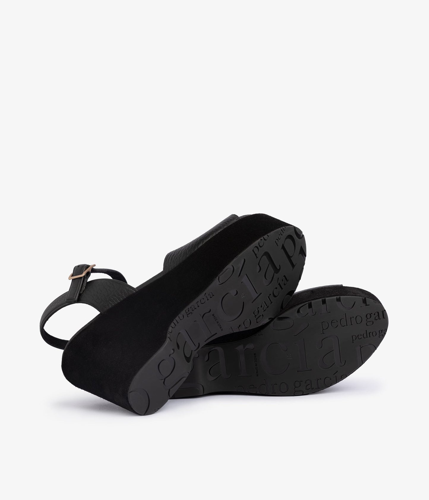 doina / black cervo