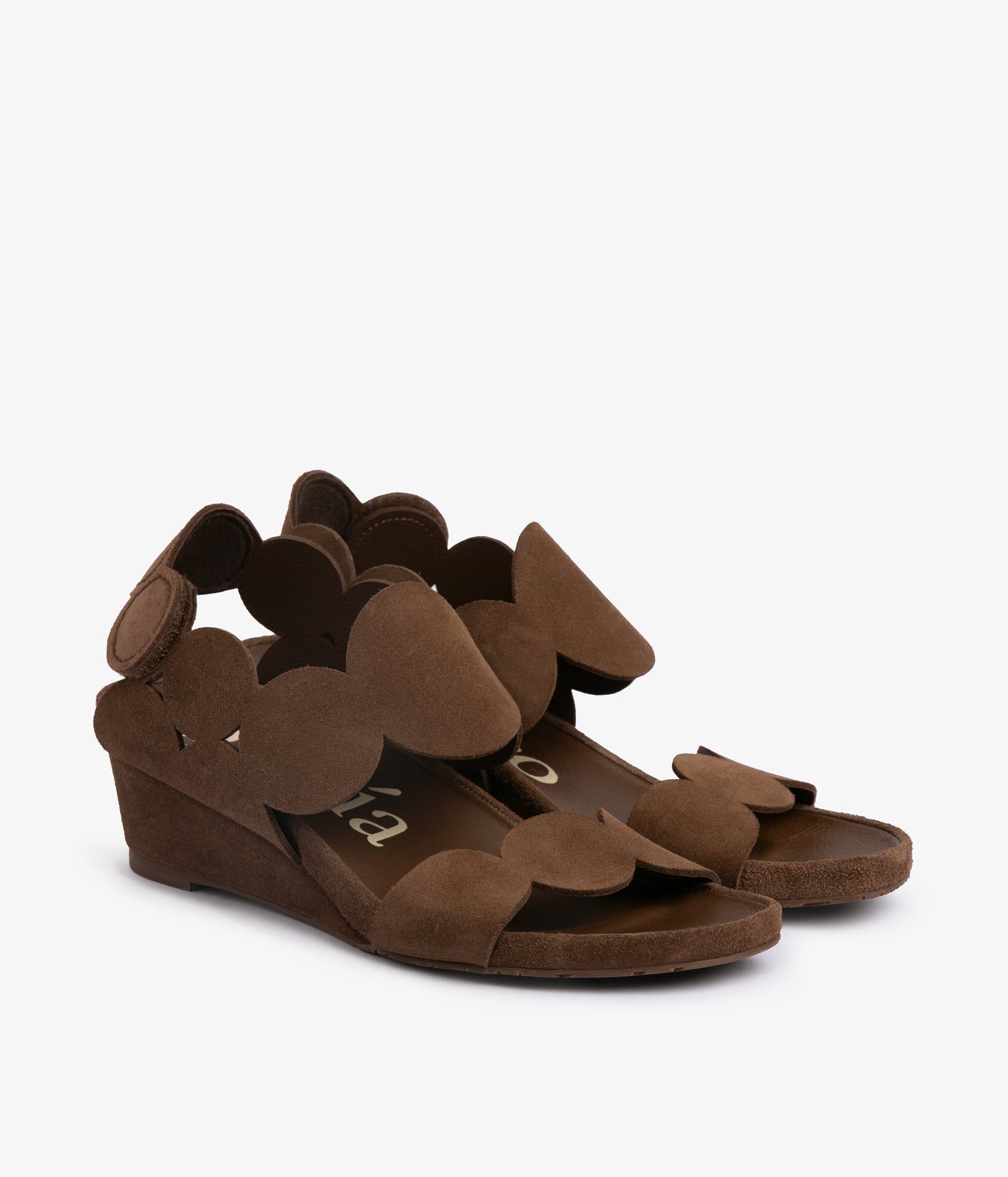 Slingback sandal in brown suede| Wamil | Spring Summer 26 | PEDRO