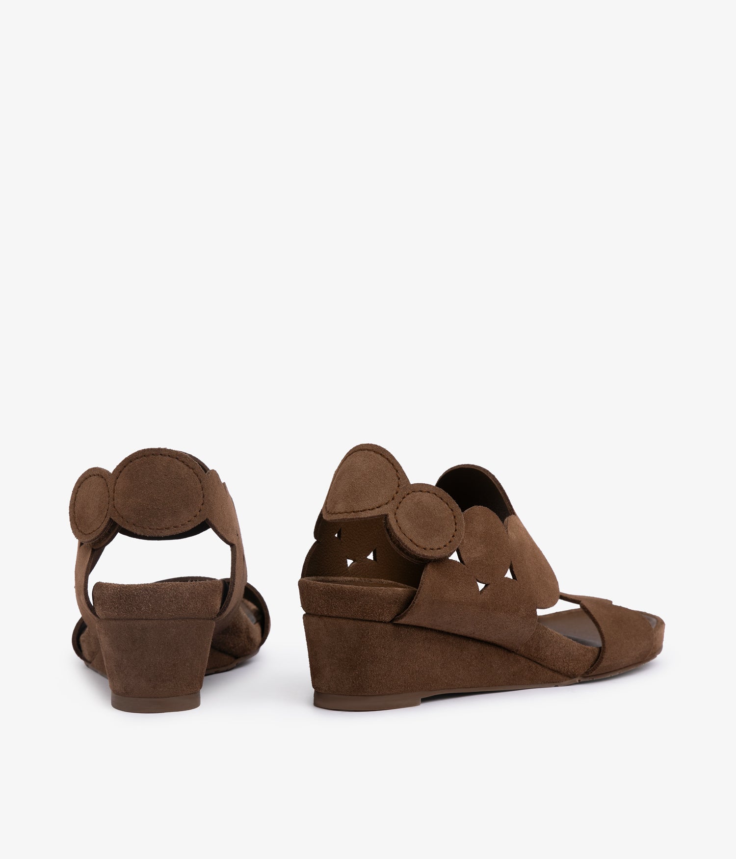Slingback sandal in brown suede| Wamil | Spring Summer 26 | PEDRO