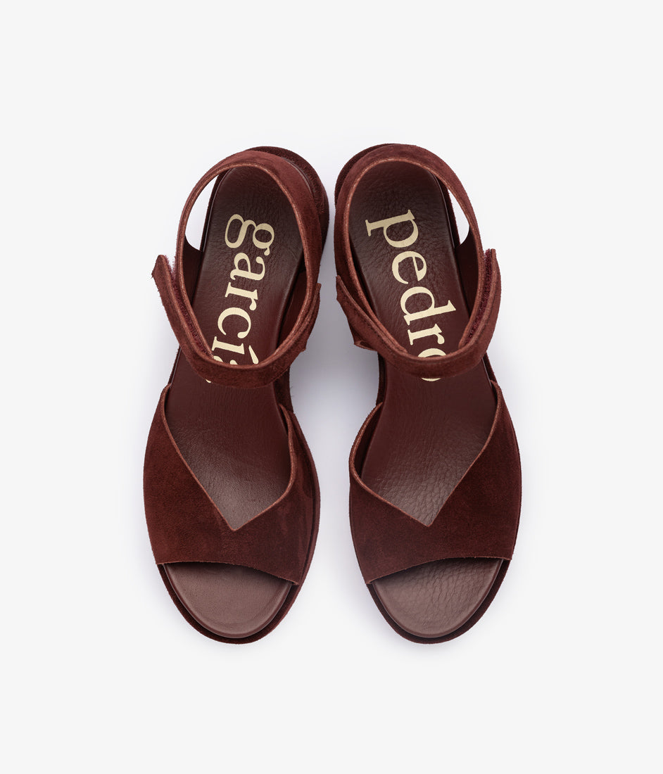 nirvana / brunette castoro