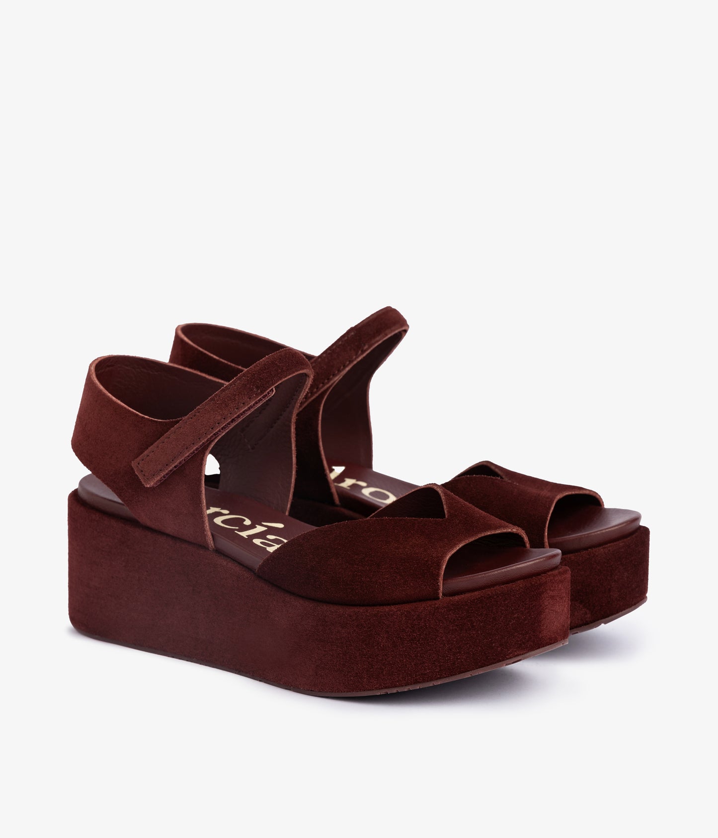 nirvana / brunette castoro