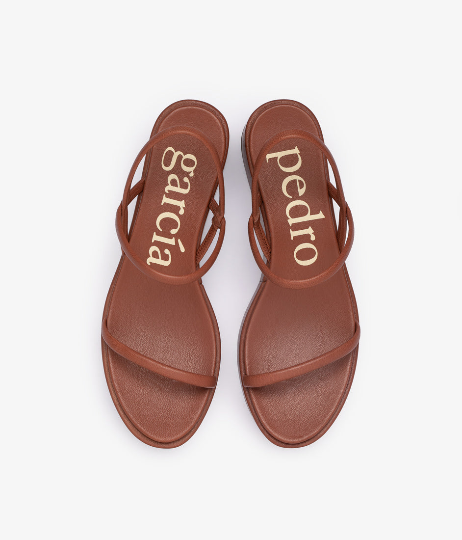 nibia / brick caprine