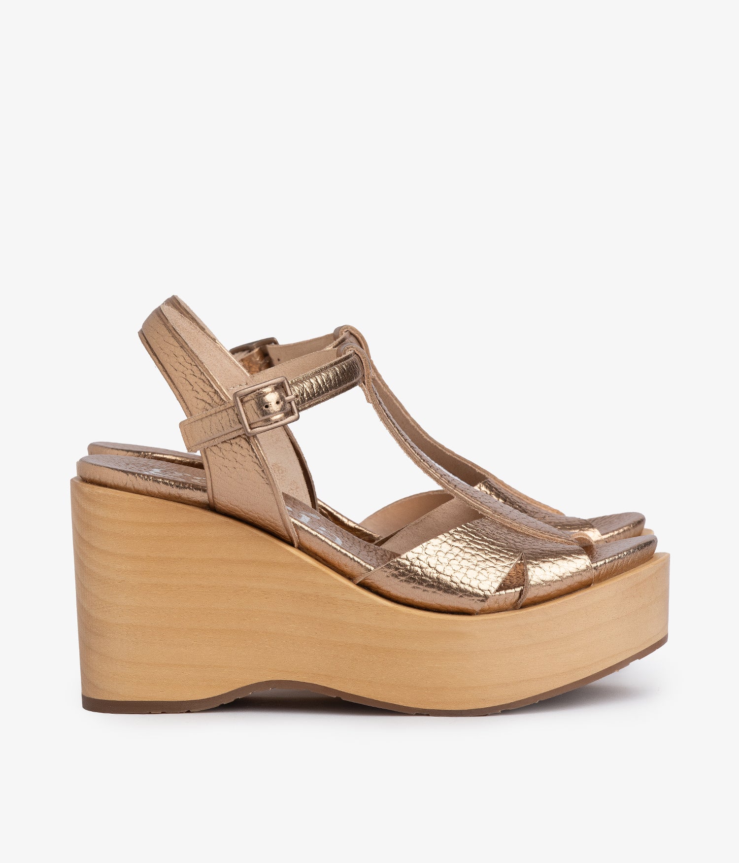 Metallic leather wedge sandal | Domiel | Fall winter 25 | PEDRO