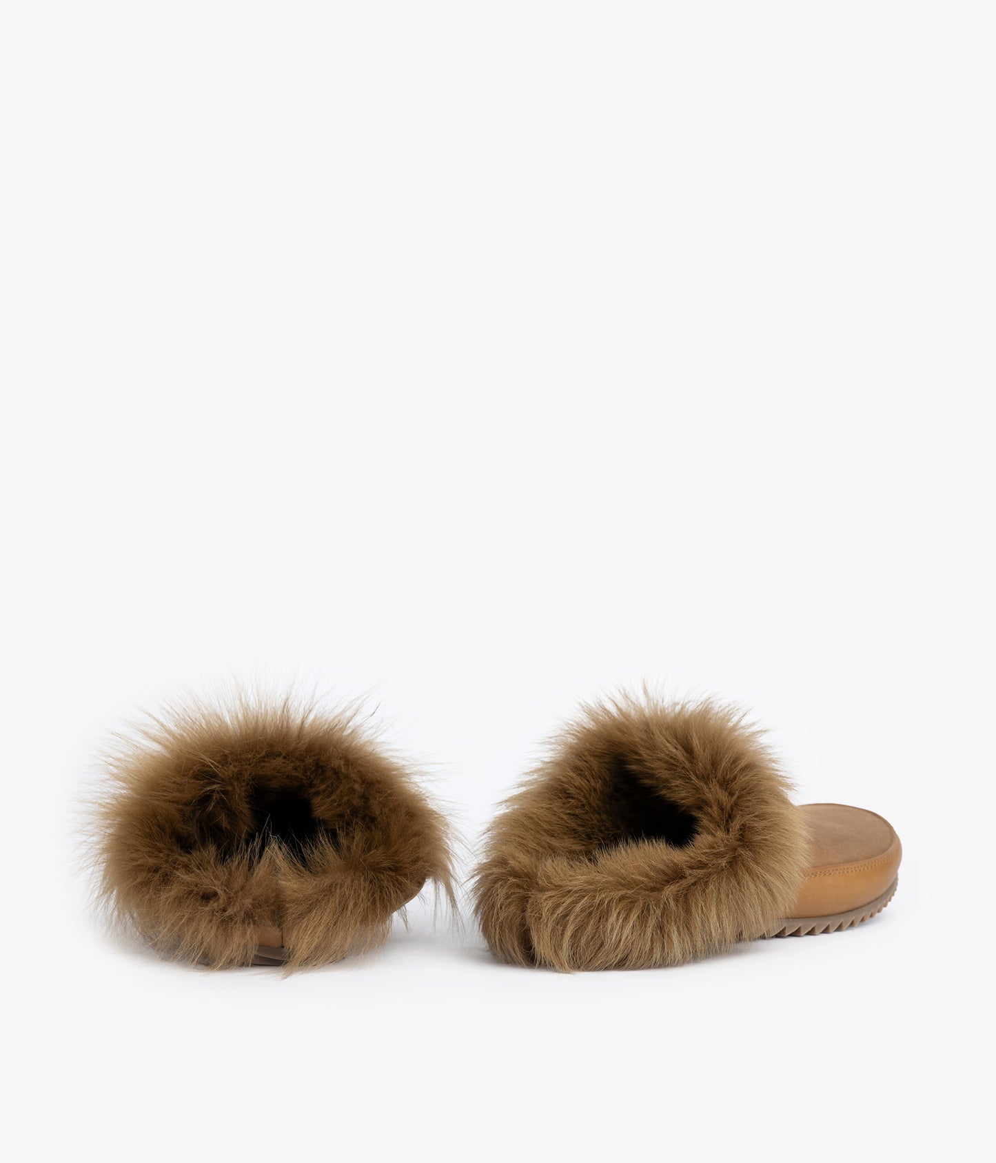 jan / tan suede churra